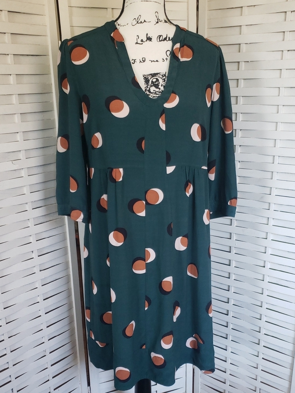 Boden Green Polka Dot V-Neck Women's Dress 12 L US SIZE - Picture 1 of 5